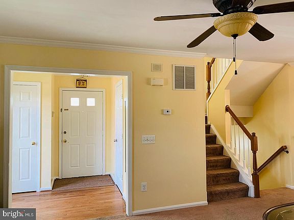 2nd image of 669 Lucky Leaf Cir