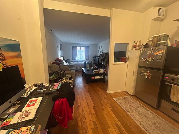 4th image of 518 E 80th St APT 4J