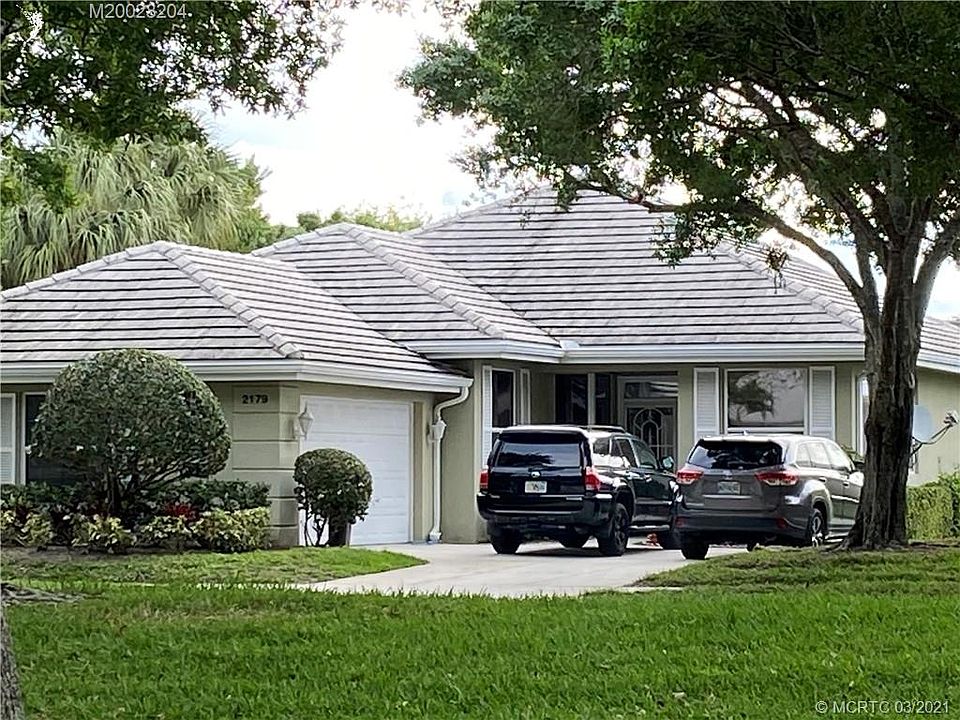 1st image of 2179 SW Mayflower Dr