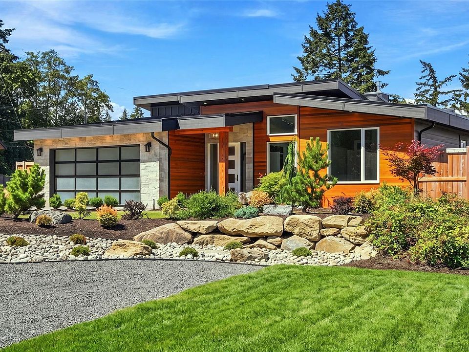 1st image of 1017 Coral Pl