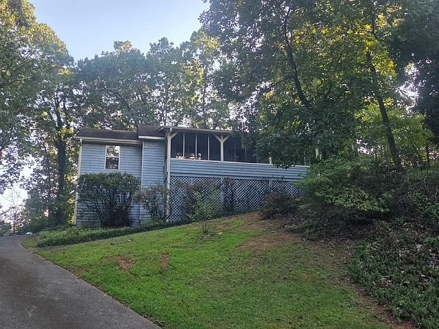 2270 Sparrow Ridge Dr NE — Photo 12