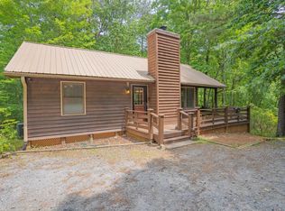 718 Piney Gate Rd, Saluda, NC 28773