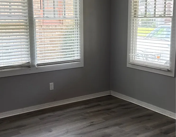 124 Melrose Cir — Photo 9