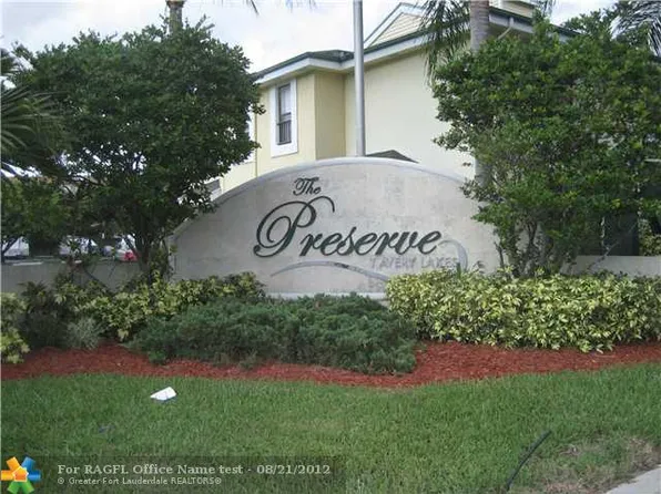 8753 NW 39th St, Fort Lauderdale, FL 33351