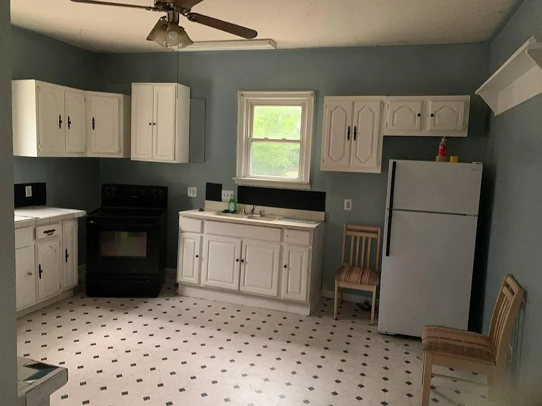 502 Front St — Photo 2