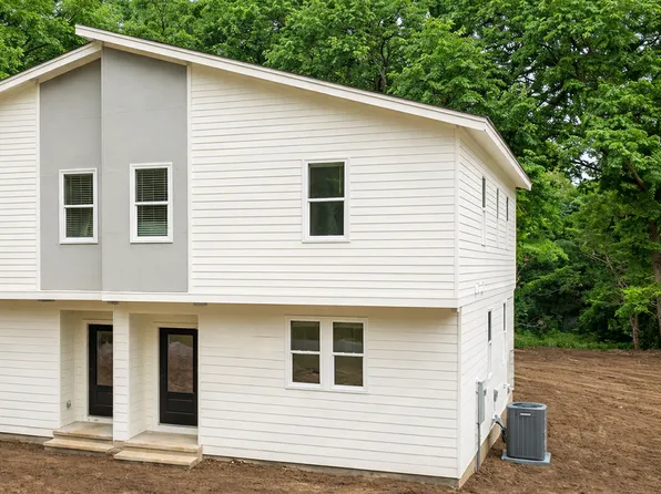 2813 Wilcox Pl, Raleigh, NC 27607