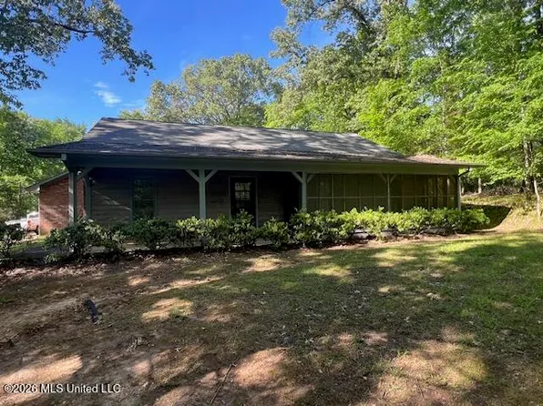 306 Gluckstadt Rd, Madison, MS 39110