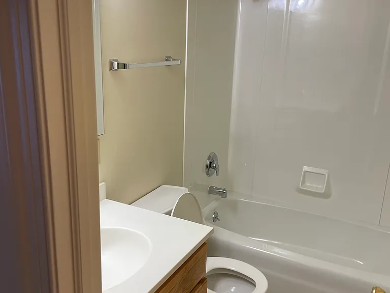 228 Washington St #2 — Photo 11