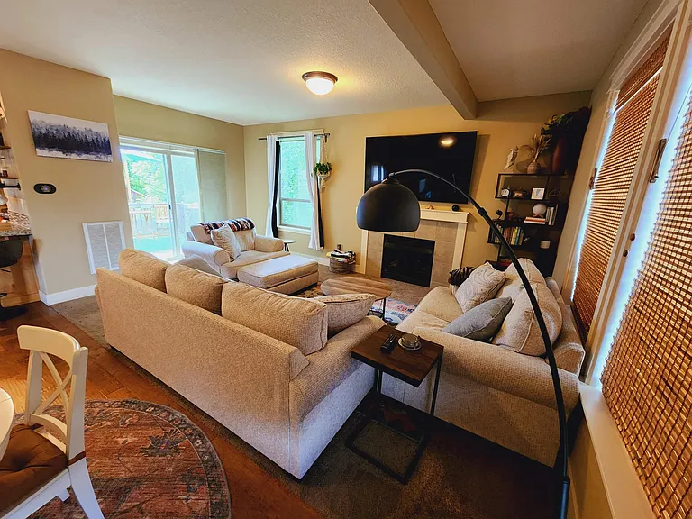 2555 Timberline Ln — Photo 21