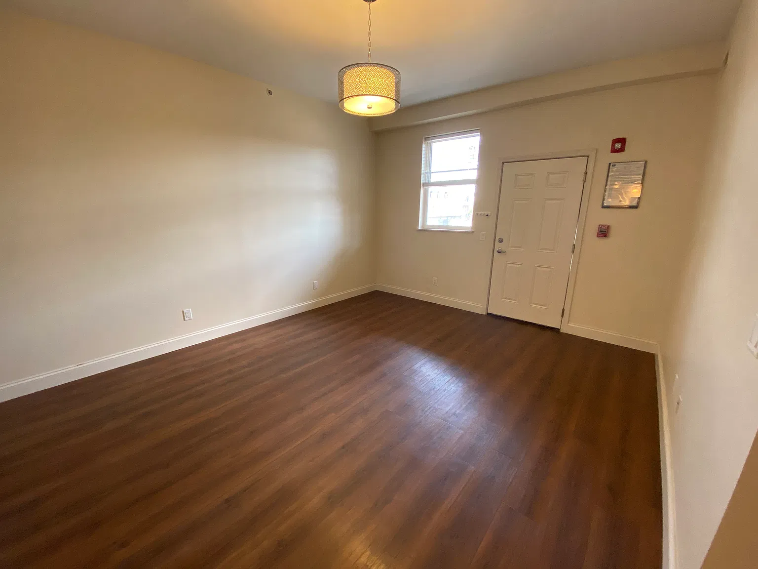2 bed, 710 sqft, $1,650 — Photo 4