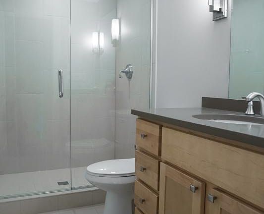 4th image of 3507 N Wilton Ave APT 1S