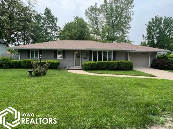 210 E Franklin St, Centerville, IA 52544