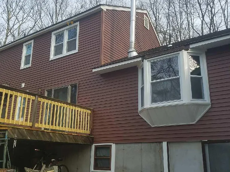 84 Saint John St — Photo 17