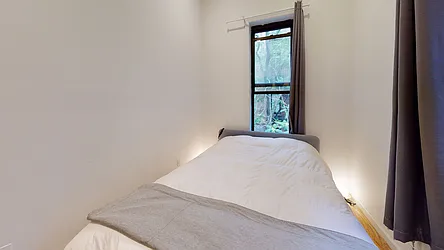 Rented by Bond New York