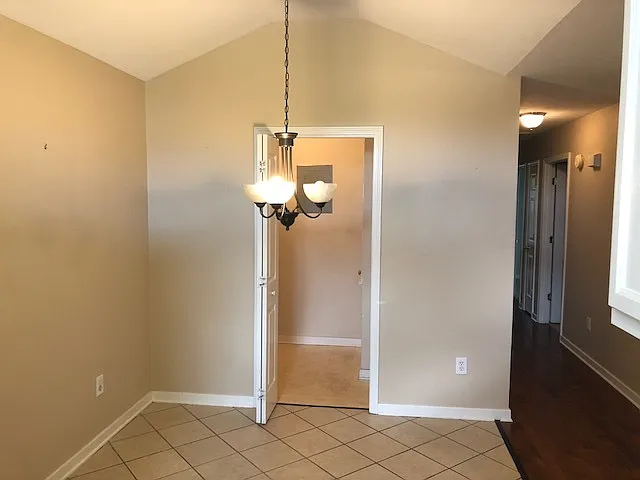 310 Evergreen Way — Photo 5