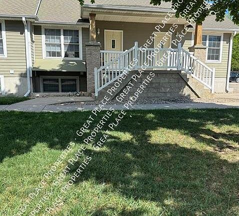 3rd image of 1201 B St APT 3