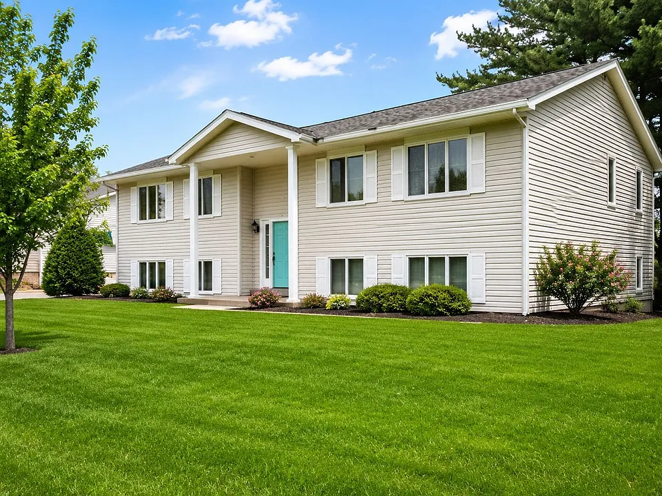642-648 S 44th Ave