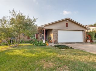 1832 Tameria Dr, Irving, TX 75060