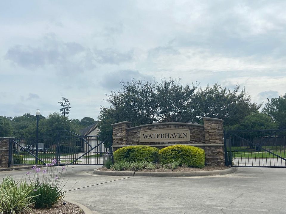 1st image of 8634 Lighthouse Lake Ln