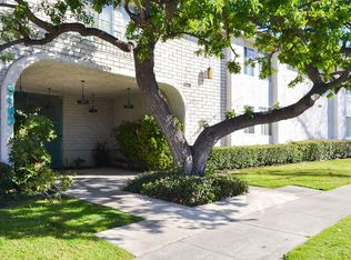 Quakertown Garden Apartments, Woodland Hills, CA 91364