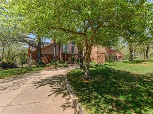 2113 Woodhill Rd, Edmond, OK 73025