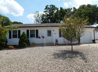 1949 Oak Dale Rd, Toms River, NJ 08753