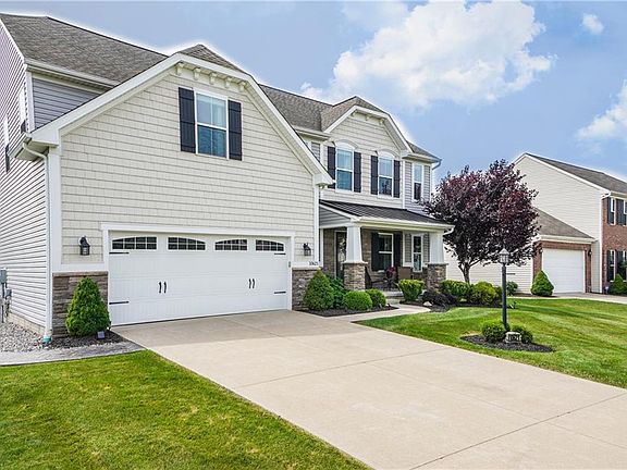 2nd image of 10621 Bentley Dr