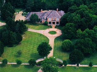 1215 W Pleasant Run Rd, Desoto, TX 75115