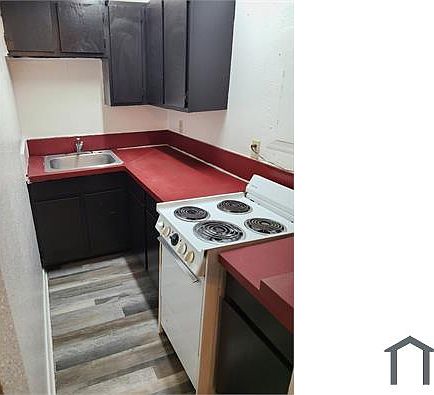 5th image of 1938 N Rockwell Ave #473
