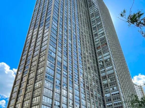 655 W Irving Park Rd APT 1402, Chicago, IL 60613