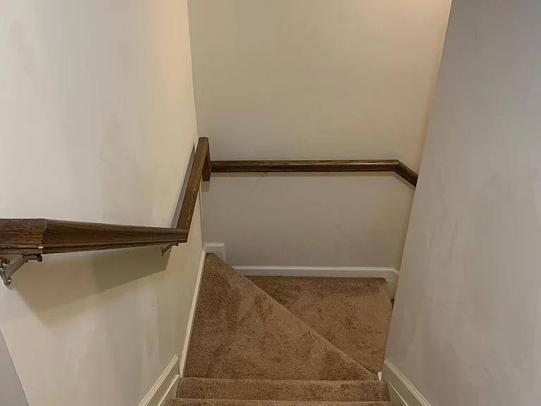 120 Greenfield Dr — Photo 17
