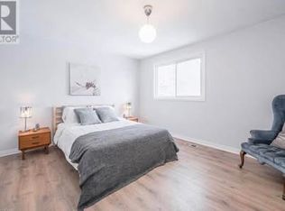 226 Harvard Pl #E, Waterloo, ON N2J4G2