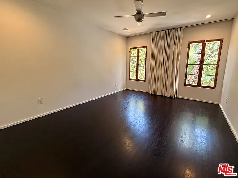 4248 Lexington Ave — Photo 25