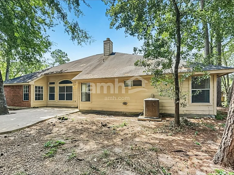 5 Paddock Pines Pl — Photo 16