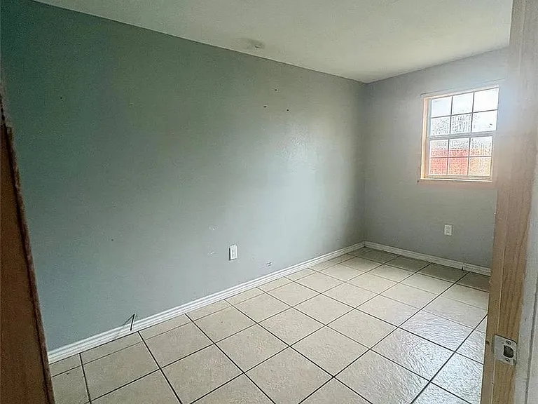 333 Humason Ave — Photo 4