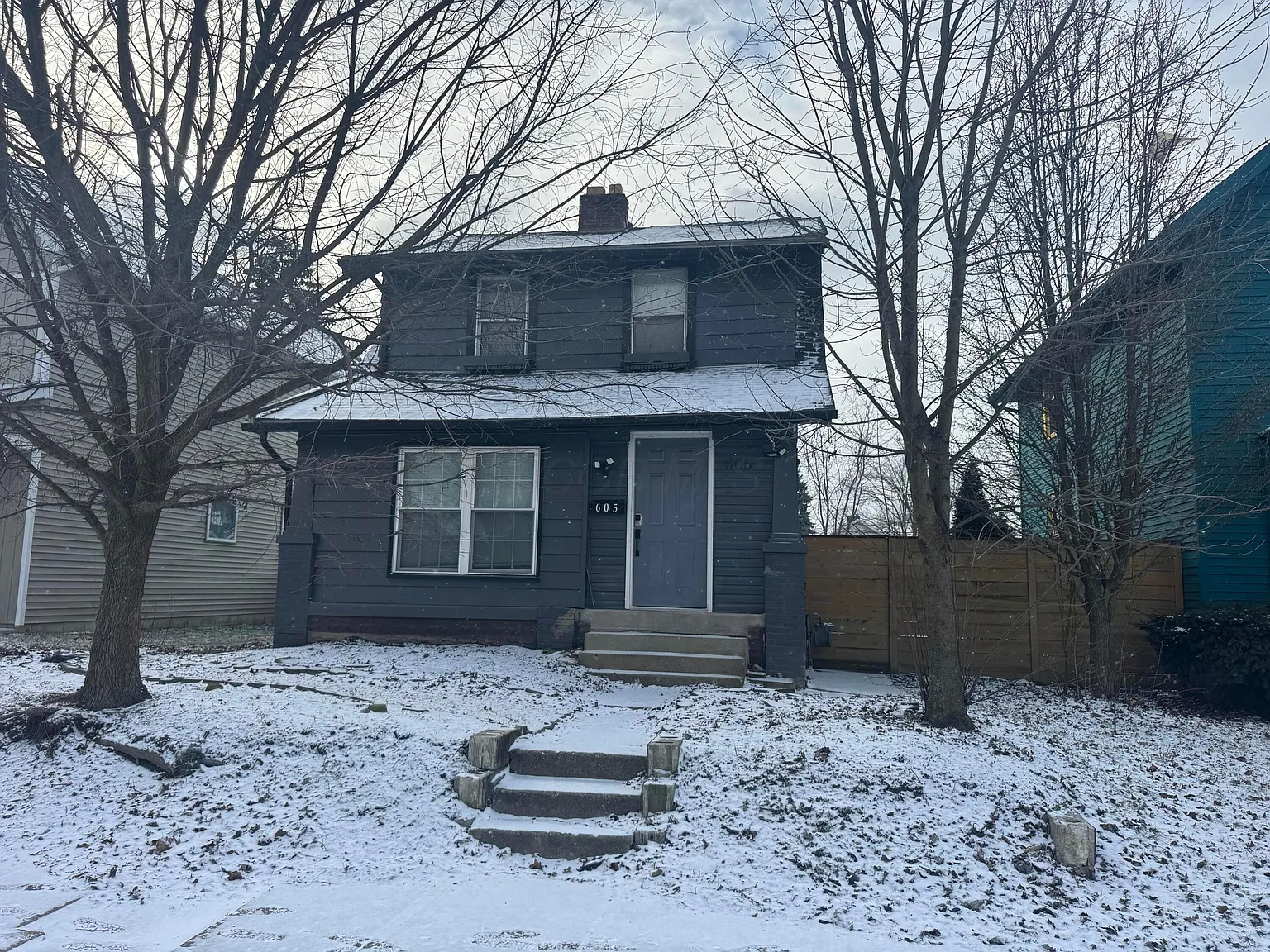 605 Southwood Ave photo 1