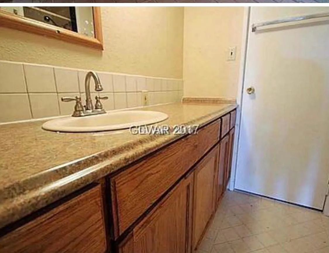 5055 Arvada Way — Photo 2