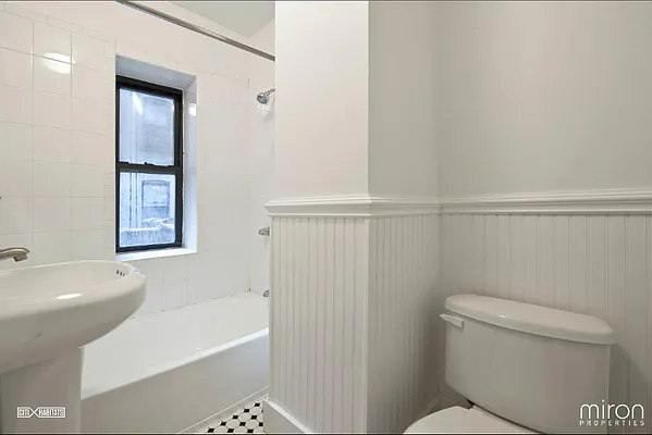 Rented by Zumper Inc | media 28