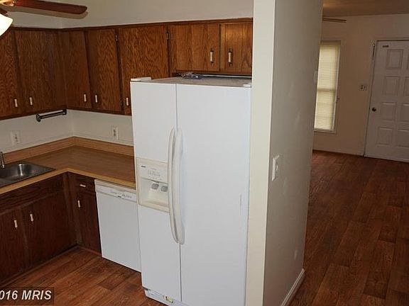 5th image of 117 Madison Ct