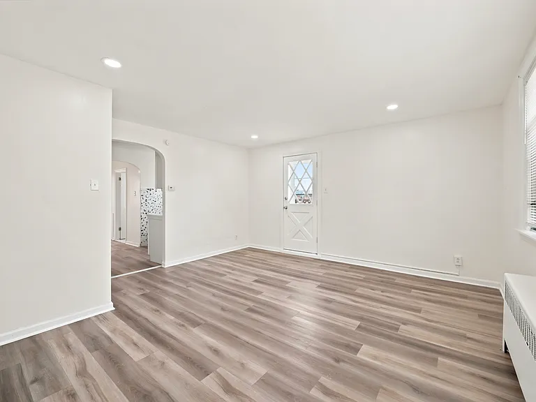 6713 E Roosevelt Blvd #2 — Photo 8