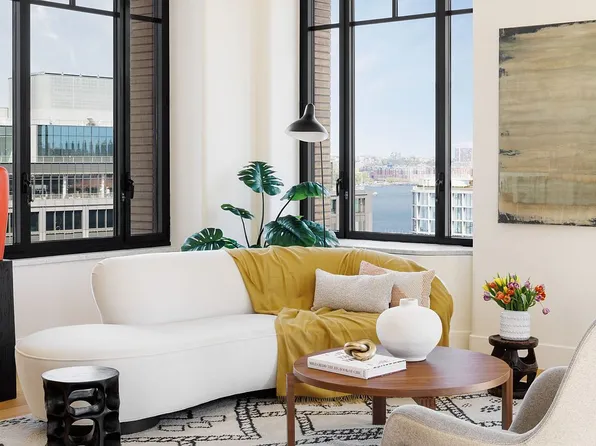 110 Charlton St APT 26C, New York, NY 10014