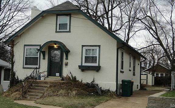 4th image of 8668 Burton Ave