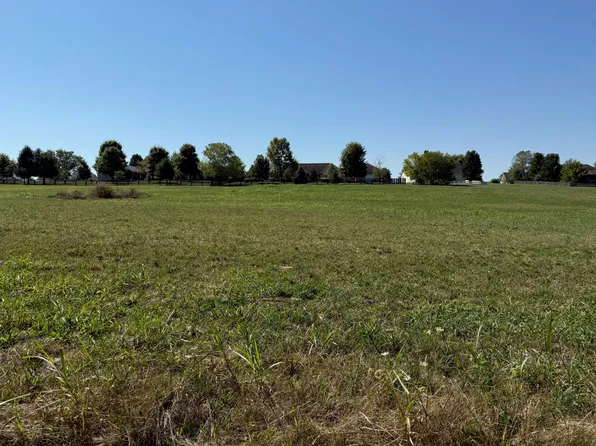 320 Dorton Dr, Lancaster, KY 40444
