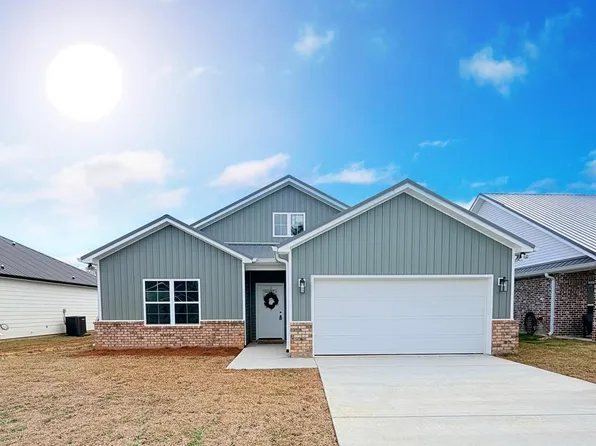 131 Mamie Cir, Picayune, MS 39466