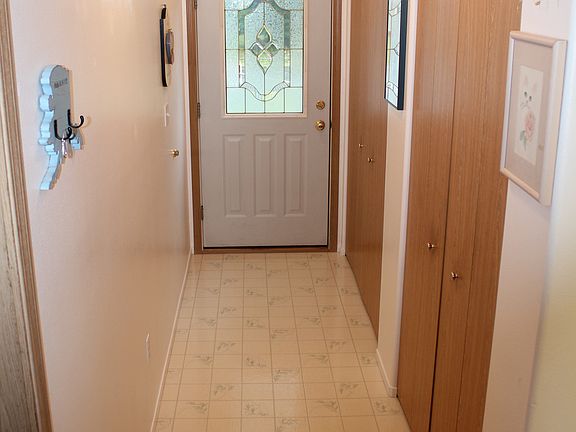 Coat Closet/Pantry