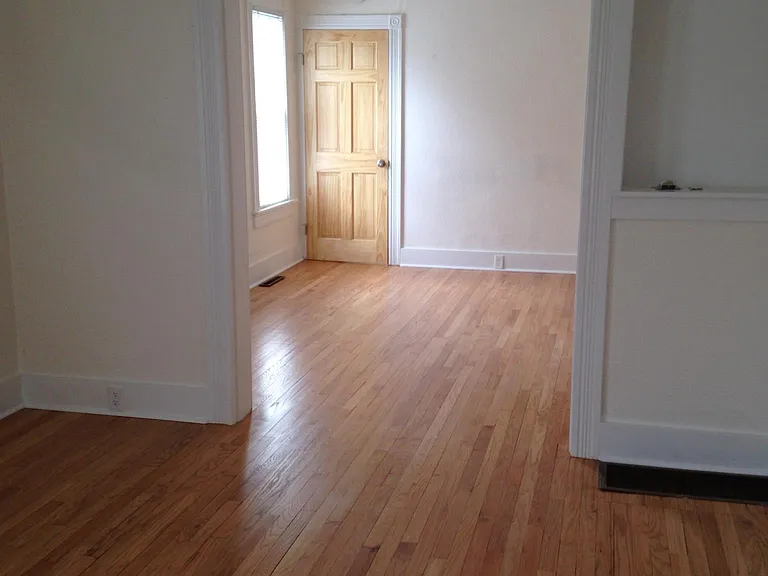 406 Utica St #1 — Photo 7