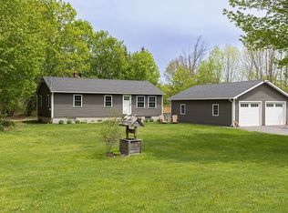 365 Hinckley Rd, Clinton, ME 04927