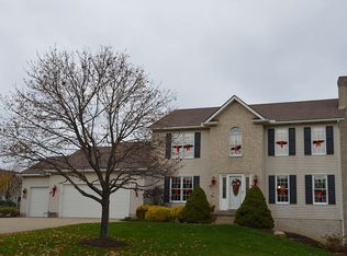 2565 Lisburn Cir NW, North Canton, OH 44720