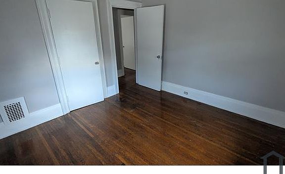 4th image of 1041 Culver Rd APT 2
