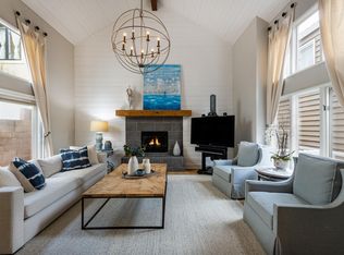 409 Poppy Ave #4, Corona Del Mar, CA 92625